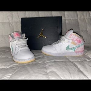Air Jordan 1 Mid SE GS “ Ice Cream”